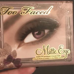 “Matte eye” Palette from Too Faced